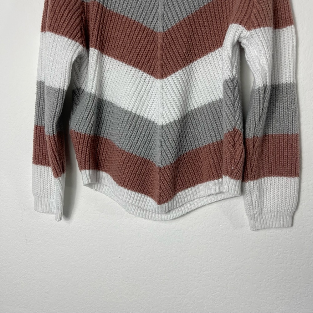 Shein Colorblock Chevron Raglan Sleeve Sweater - Picture 9 of 10